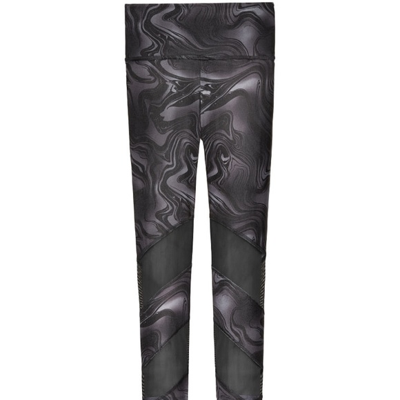 Victoria's Secret Ultimate Highwaist Ankle Legging - Picture 3 of 8